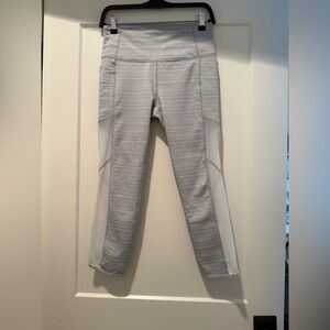 Athleta Jacquard Gray & White Leggings